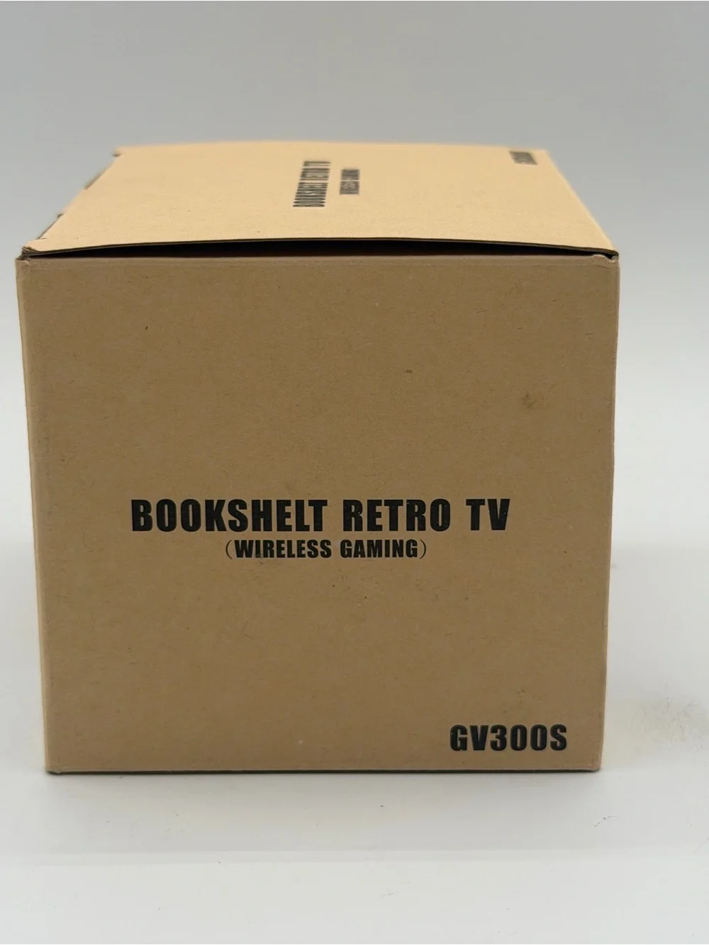 Family Pocket Bookshelt Retro TV Wireless Gaming GV300S